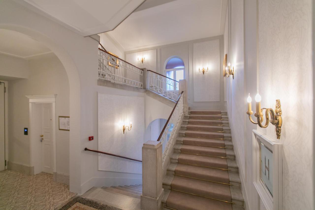 Amadria Park Hotel Sveti Jakov Abbazia Esterno foto